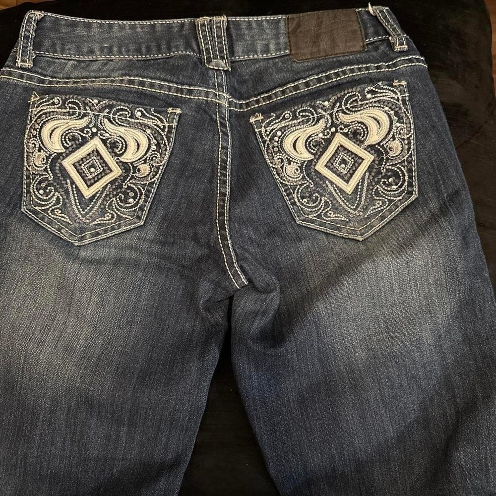 Amethyst brand women's denim jeans in size 3.